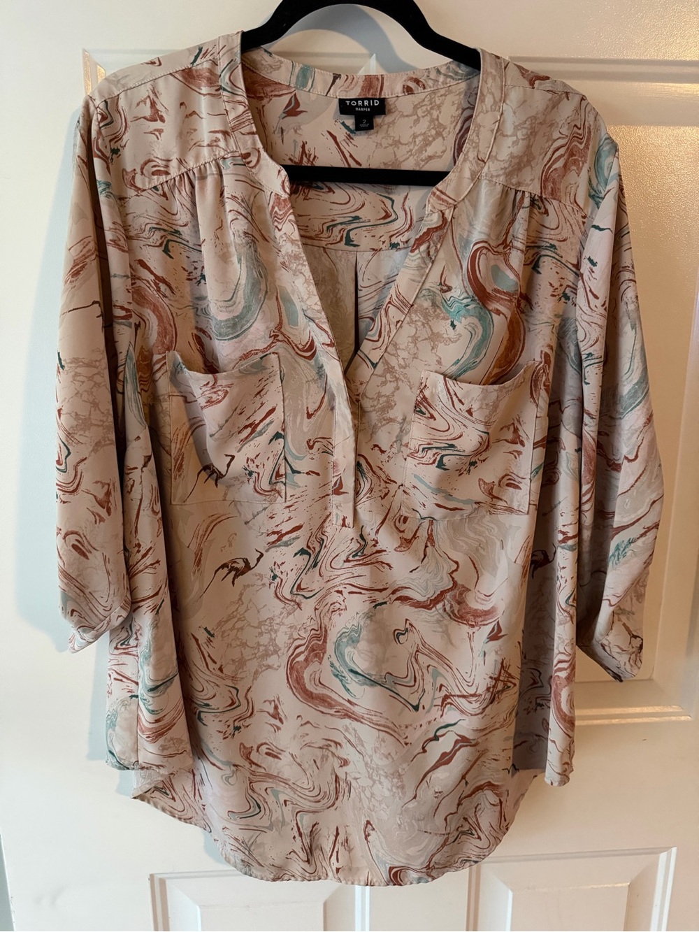 torrid Beige Marble-Print Pullover Blouse with Teal & Rust Swirls - Picture 1 of 3